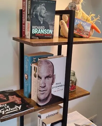 Butterfly - Entire Within 5km Of * Galway