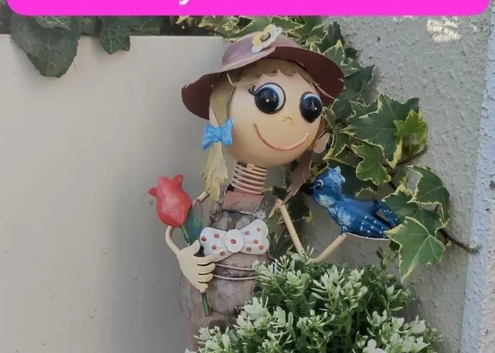 Апартаменты Butterfly - Entire Within 5km Of